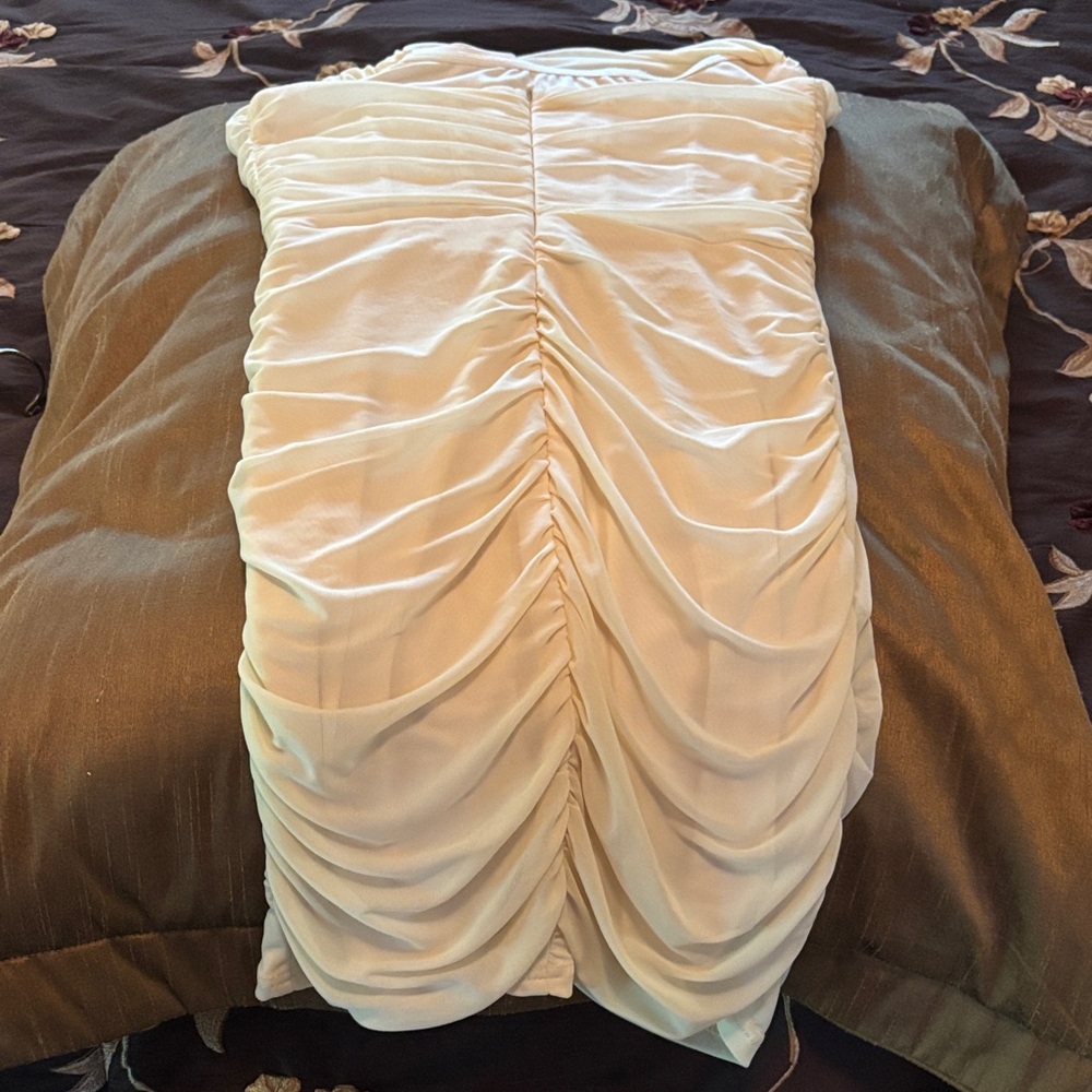 Windsor Ivory Ruched Mini Dress - Picture 7 of 7